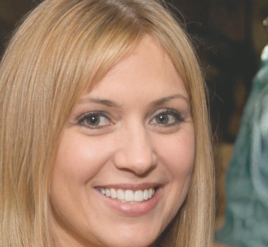 Esperanza Montalvo, Directora de Educación Financiera
